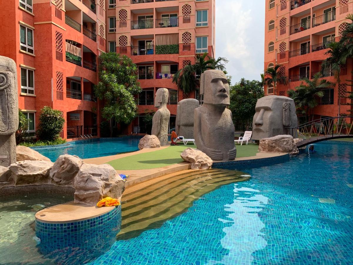 Seven Seas Condo Resort Jomtien Beach Exterior photo