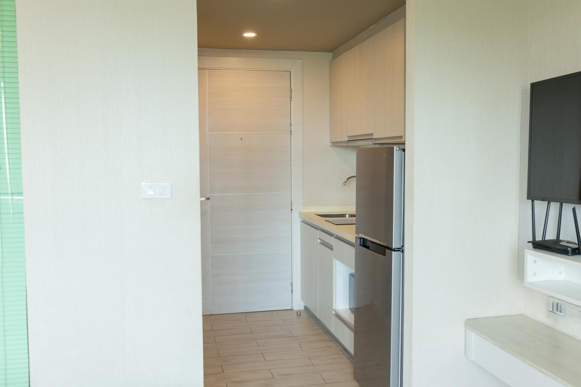 Seven Seas Condo Resort Jomtien Beach Exterior photo